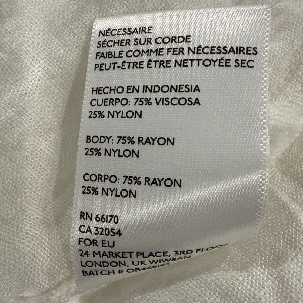 Silence + Noise Urban Outfitters XS Off-White Crinkle Rayon Deep V Pocket Top - Picture 8 of 8